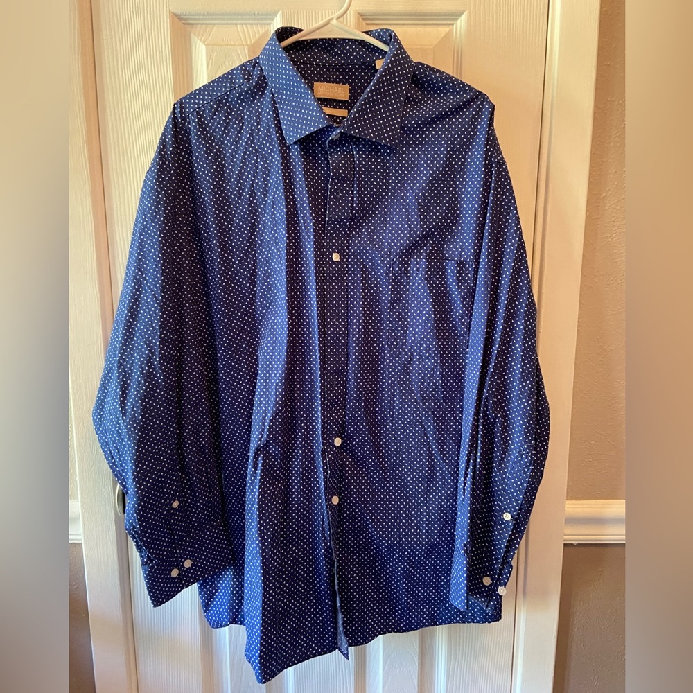 Fabulous Michael Kors Big Fit 19 34/35 long sleeve dress shirt.